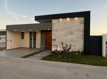 Casa de 3 habitaciones, León · Casa en Venta de un Piso Lomas IV El Molino