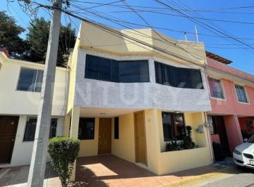 Casa · 80m² · 3 Recámaras · 1 Estacionamiento · Casa en Condominio en Renta en La Colonia Los Cedros en Metepec