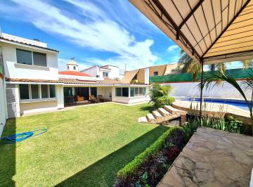 Casa , Cuernavaca · Renta en Fracc con Estricta Seguridad en Vista Hermosa