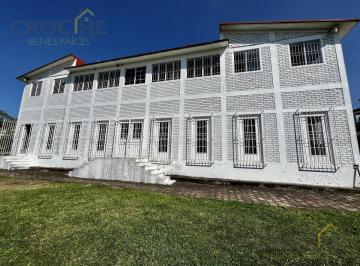 Casa · 713m² · 4 Recámaras · 4 Estacionamientos · Propiedad en Venta en El Lencero Emiliano Zapata con 2 Casas Campestres