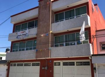Edificio · 240m² · 6 Estacionamientos · Venta Edificio Metepec Estado de Mexico