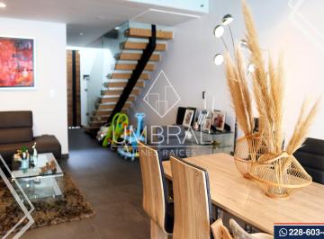 Casa de 3 habitaciones, Xalapa · Casa en Venta, Ánimas Xalapa, Acabados de Lujo