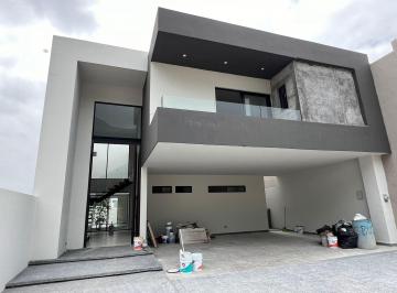 Casa de 3 habitaciones, Santiago · Casa en Venta en Monterrey Zona Carretera Nacional Bosques de Las Misiones