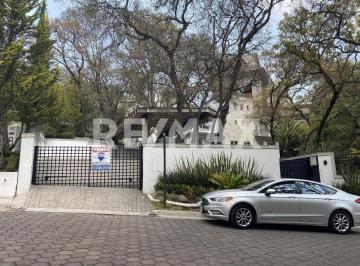 Casa · 611m² · 5 Recámaras · 6 Estacionamientos · Renta Residencia Hacienda de Vallescondido. - (4)