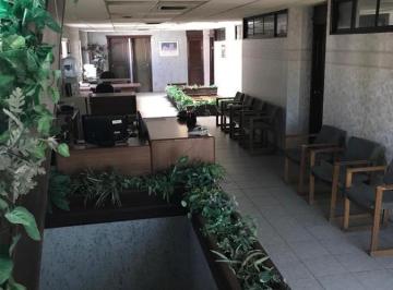 Oficina · 2169m² · Estacionamiento y Oficina, Viva de Sus Rentas