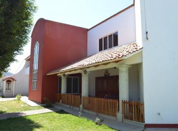 Casa de 4 habitaciones, Santa Lucía del Camino · Oaxaca Ciudad Vendo Gran Residencia con Alberca y Arboles Frutales