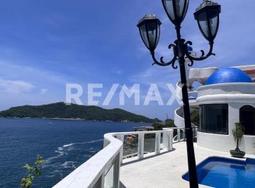 Casa · 566m² · 5 Recámaras · 2 Estacionamientos · Casa en Venta en Acapulco Tradicional: Estilo Colonial y Vista a La Roqu - (4)