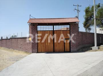 Casa · 1114m² · 5 Recámaras · 6 Estacionamientos · Casa en Venta - (4)