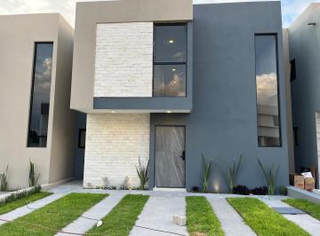 Casa · 161m² · 3 Recámaras · 2 Estacionamientos · Cañadas del Arroyo Casa en Venta
