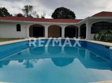Casa · 396m² · 3 Recámaras · 2 Estacionamientos · Venta de Casa en Cuernavaca Morelos. - (4)