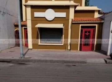 Casa uso de suelo · 196m² · 3 Recámaras · Casa con Uso de Suelo en Venta en Sarabia