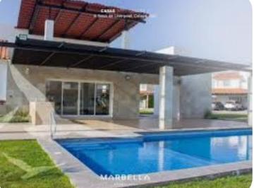 Casa de 3 habitaciones, Celaya · Rento en Exclusivo Fracc Residencia Muy Amplia de Lujo Inteligente