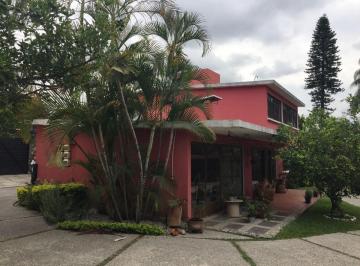 Terreno / Lote · 350m² · 4 Recámaras · 15 Estacionamientos · Terreno en Jacarandas