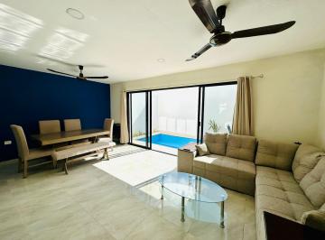 Casa de 2 habitaciones, Mérida · Townhouse Amueblado, con Piscina, Dentro de Privada.