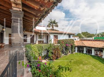 Casa de 4 habitaciones, Cuernavaca · Casa en Venta en Cuernavaca