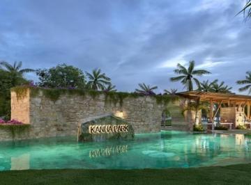 Terreno / Lote , Mérida · Terreno en Venta Mérida| Yucatán Country Club| con Vista Al Campo|450 m²
