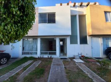 Casa de 3 habitaciones, Cuautlancingo · Casa en Renta 3 Habitaciones, con Calentador Solar