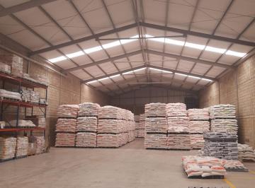 Bodega comercial 1100m² Renta Jauja · Departamento Amueblado Piso 15