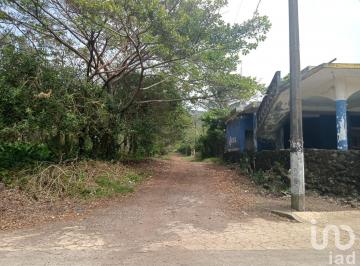 Terreno / Lote · 300m² · Terreno en Venta en Montepío, San Andrés Tuxtla, Veracruz.