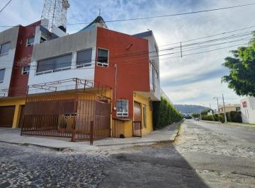Oficina de 6 habitaciones, Zapopan · Oficina 400 m² en Renta en Arcos Guadalupe
