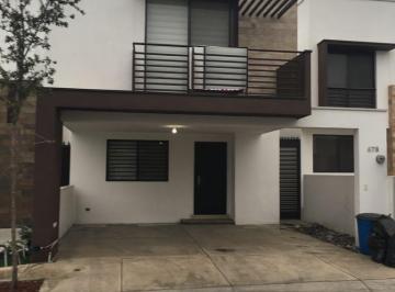 Casa de 3 habitaciones, García · Casa en Valle de Cumbres en Privada