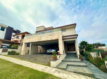 Casa de 4 habitaciones, Xalapa · Se Vende Casa en Residencial del Lago en Xalapa