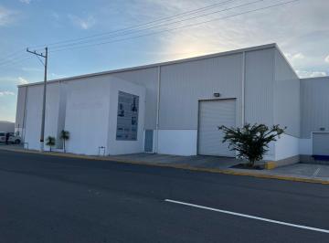frente · Naves Industriales, de 2670 m en Parque Industrial Silao