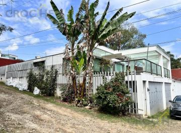Casa · 320m² · 3 Recámaras · 1 Estacionamiento · Casa en Venta en Pedregal de Animas Xalapa Veracruz.
