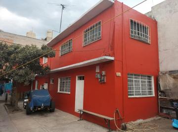 Casa · 180m² · 8 Recámaras · 4 Estacionamientos · Venta de Casa, Cuautitlán Izcalli, Edo. de México