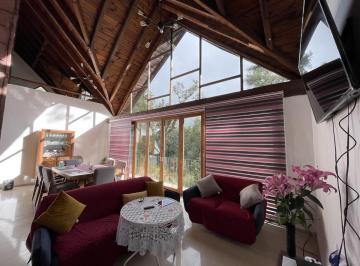 Casa · 400m² · 3 Recámaras · Venta de Casa Tipo Chalet, Huitzilac, Morelos