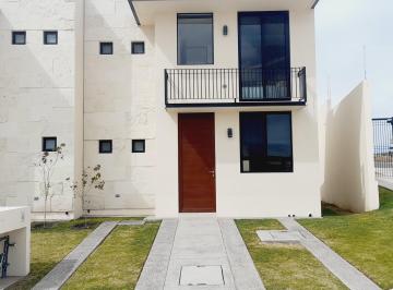 Casa en condominio de 3 habitaciones, El Marqués · Venta - Casa Equipada a Estrenar, de 3 Recámaras