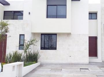 Casa en condominio de 3 habitaciones, El Marqués · Zibatá - Venta. Casa a Estrenar, con 3 Recámaras, Sala de Tv, Jardín Privado