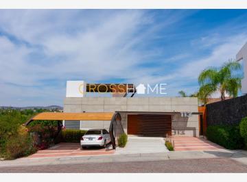 Casa de 3 habitaciones, Querétaro · Hermosa Casa a La Venta Tipo Contemporáneo en Cumbres del Lago