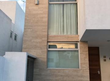 Casa en condominio de 4 habitaciones, Huimilpan · Casa en Venta