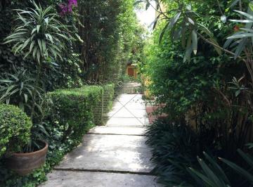Casa de 4 habitaciones, Miguel Hidalgo · Casa en Venta Paseo de La Reforma