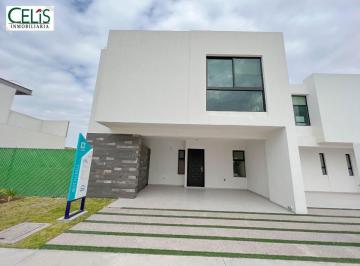 Casa · 189m² · 3 Recámaras · 2 Estacionamientos · Casa - Villa de Pozos