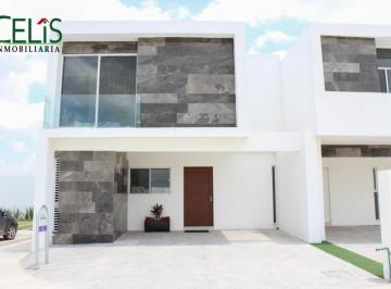 Casa · 198m² · 3 Recámaras · 2 Estacionamientos · Casa - Villa de Pozos