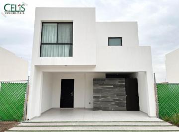 Casa · 166m² · 3 Recámaras · 2 Estacionamientos · Casa - Villa de Pozos