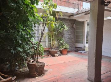 Casa de 4 habitaciones, Coyoacán · Casa Habitación Sola con Excelente Ubicación con Posibilidad de Negocio