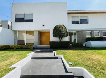 4877d68b9c6fe694fcda22031870579ee39be275204b43b2e8fc4dfeae7956f9 · Casa en Renta, Jardines del Pedregal.
