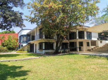 Casa · 845m² · 15 Recámaras · 6 Estacionamientos · Casa Comercial en Teopanzolco Cuernavaca - Maz - 1641 - Cc