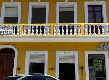Local comercial · 169m² · Local