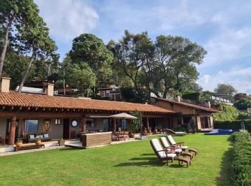 Casa · 500m² · 4 Recámaras · 2 Estacionamientos · Casa en Venta - (4)