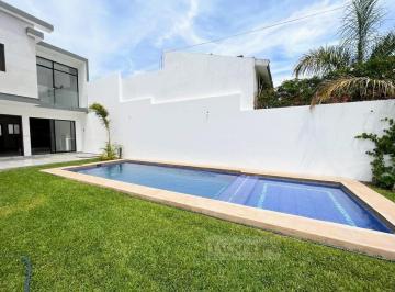 Casa de 4 habitaciones, Temixco · Casa con Alberca en Fraccionamiento Brisas