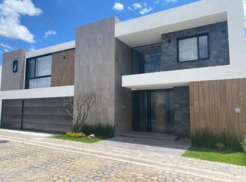 Casa de 3 habitaciones, San Andrés Cholula · Casa en Venta en Zona Azul, Lomas de Angelópolis, Puebla.