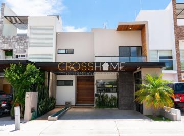 Casa en condominio de 4 habitaciones, Corregidora · Casa en Venta en Cañadas de Lago en Queretaro
