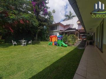Casa de 6 habitaciones, Xalapa · Casa en Venta en Las Animas con Amplio Jardín, Xalapa, Ver.