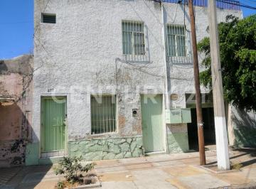 Bodega comercial · 587m² · 4 Recámaras · Bodega en Venta en Oblatos