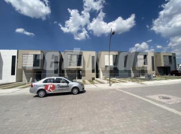 Casa · 161m² · 3 Recámaras · 2 Estacionamientos · Casa en Cañadas del Arroyo