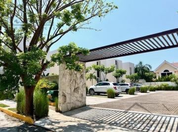 Casa · 130m² · 3 Recámaras · 2 Estacionamientos · Condominio de Casas Quinta Coral en La Riviera Veracruzana